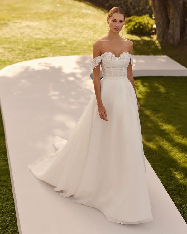 Rosa Clará Collection | Wedding Dresses
