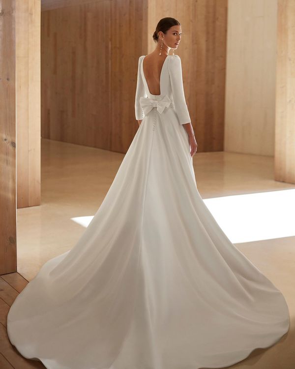 Colecci n De Vestidos De Novia Rosa Clar Elegancia Y Dise o Exclusivo