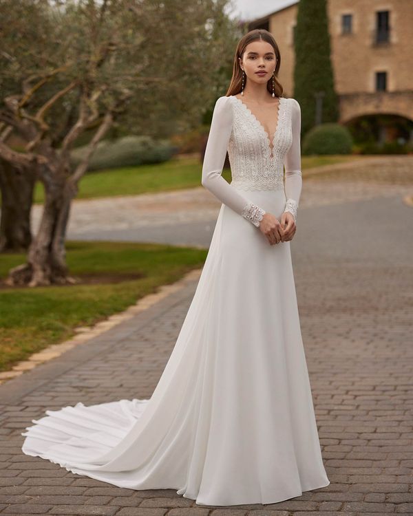 Colecci n De Vestidos De Novia Rosa Clar Boheme Elegancia Natural