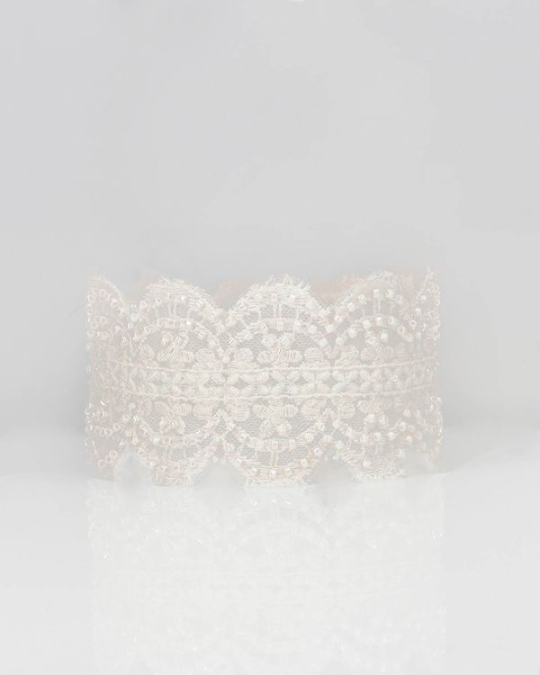 9LT30ENJ00P - Beadwork lace choker. 1